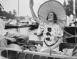 With the heatwave as encouragement, Henleys Royal Regatta vied with Ascot in variety