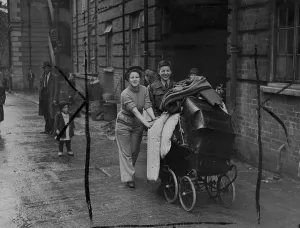 Living Conditions Prints: In heavy rain this afternoon, Sunday, 1500 Londoners converged on Kensington high