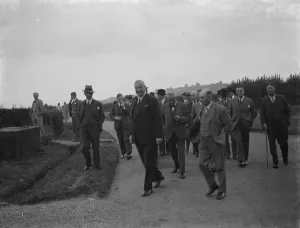 Heinke, H M Hamilton. 1937