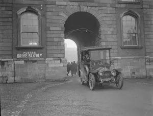 Historic Dublin Scenes. Provisional Government of Southern Ireland takes over control
