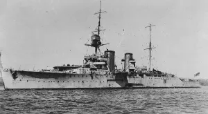 HMS Frobisher a Hawkins-class heavy cruiser 15 January 1927