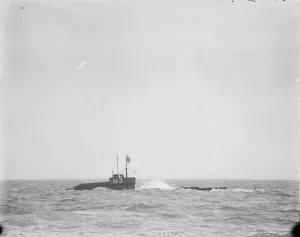 Surface Prints: HMS Submarine No 3 diving 30 March 1920