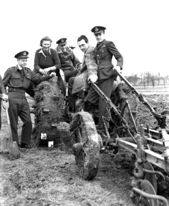 Harvesting Prints: Home Front 1942 : Fighter Pilots based at RAF North Weald help the Land Army