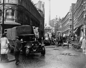 Memory Lane Prints: Horses and Lorries in Billingsgate Market
