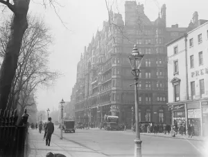 Hotel Russel in London. 26 April 1932