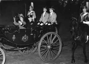 Wedding Prints: HRH Princess Elizabeth and her husband, the newly created Duke of Edinburgh (Lt Philip