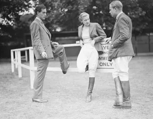 Hurlingham Ladies Polo. Racing Cheetahs versus Highfield, 1st tie Clanbrassil cup Mr John Lakin