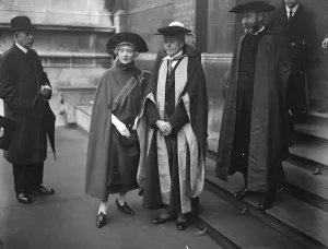 Independent victory in London University Election Dr Graham Little ( Ind ) was