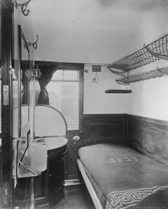 Sleeper Prints: Innovations on Great Northern Railway Interior of new sleeping car 11 April 1922