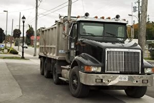 Trucks Collection: International Eagle 8 wheel tipper truck, parked at the kerbside