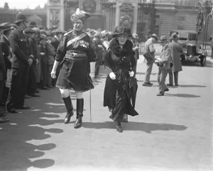 Investiture at Buckingham Palace. Major Boyle, DSO, Indian Army. 10 July 1922