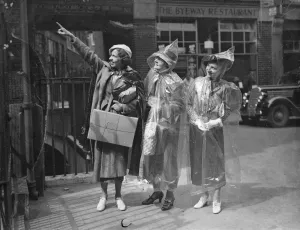 Invisible Protection Against English Summer - American Girls Introduce New Fashion