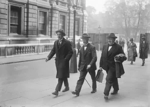 Ireland Irish Prints: Irish Treaty Crisis Delegates representing the Irish Provincial Goverment arrived