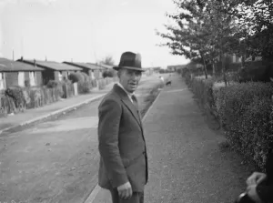 J H Wood of Welling. 1938