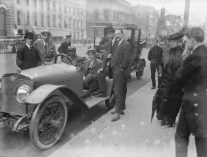 Jack Johnson in his car. John Arthur ( Jack ) Johnson ( March 31 1878 ? June 10 1946 )