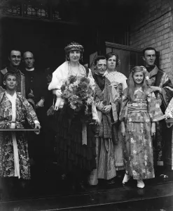 Japan in famous pump room The Countess of Carrick ( Ellen Rosamond Mary ) leaving