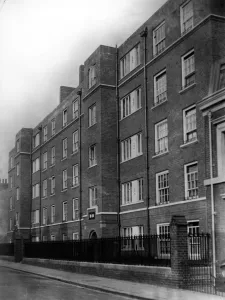 Jewish Board of Guardians new housing estate, Lincoln Street, Mile End Road, London, England