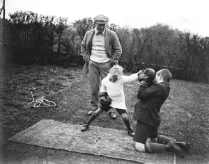 Jimmy Wilde getting fit to meet Pancho Villa for worlds title Wilde seen here