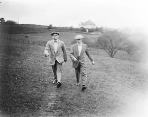 Jimmy Wilde getting fit to meet Pancho Villa for worlds title Wilde with his trainer