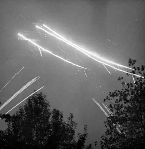 John Topham slide show John Topham presentation Topham lecture Vapour trails in