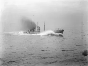 Warship Prints: K22, a steam-propelled First World War K class submarine of the Royal Navy, steaming