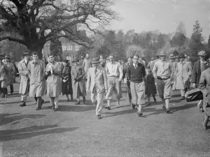 Sport Prints: Kent Amateurs versus Professionals golf game. D H R Martin, A J Evans, A Padgham