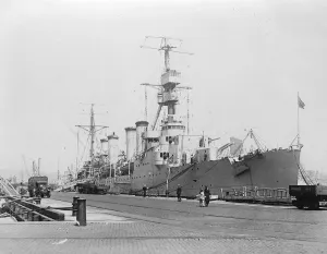 Warship Prints: Four Killed and 18 injured in explosion on new American scout cruiser. One officer
