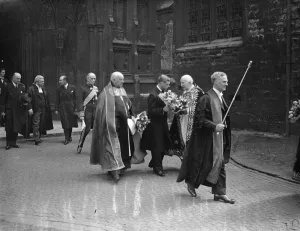 King Edward himself distributes Maundy money at historic ceremony. King Edward