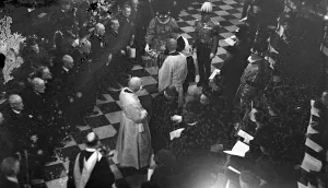 King Edward VIII himself took part in the 60 year old ceremony of distributing Maundy