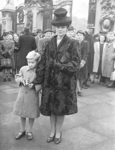 Child Prints: The King handed next of kin awards to officers and other ranks at an Inveestiture