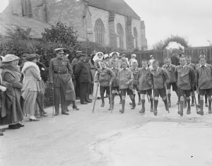 King Manoel and Queen Augusta of Portugal visit the Princess Louise Military Orthopaedic