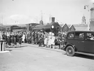The King and Queen leave for Canada