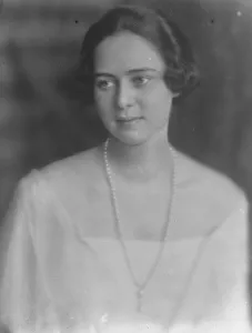 King and Queen of Romanias preety daughter, Princess Ileana 7 April 1925