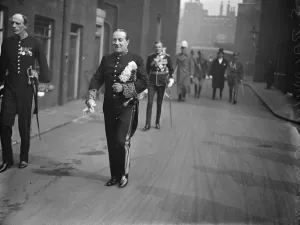 The Kings holds a levee at St Jamess Palace. Mr Baldwin leaving. 11 March 1924