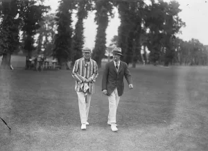 Many well known celebrities at cricket Many notable players took part in a cricket