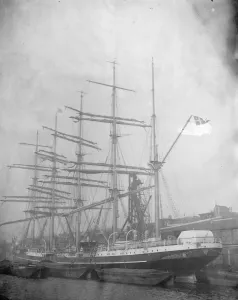 The Kobenhavn, the worlds largest sailing ship, in the Thames 26 January 1925