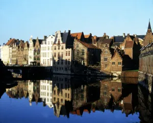 Town Prints: Koornlei, Ghent, Belgium ?2006 Charles Walker / TopFoto