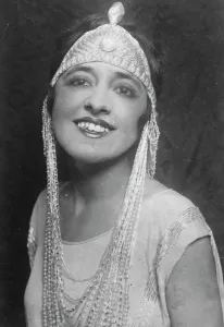 La Jolie Rhana, the famous dancer of the Palace Theatre, Paris. 6 December 1926 La Jolie Rhana, the famous dancer of the Palace Theatre, Paris. 6 December 1926