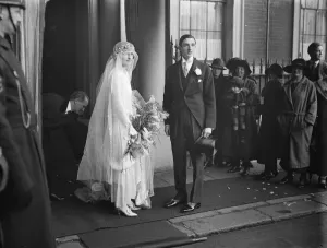 Lady Astors nice weds. The Hon Reginald R Winn and Miss Alice Perkins, niece of Lady Astor