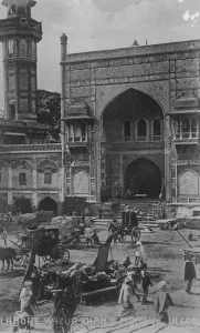 Indian Prints: Lahore, India. Wazur Khans Mosque. 7 November 1921