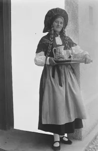 Indigenous Prints: Laura Laurenz, Switzerlands prettiest Nippy. 5 July 1927