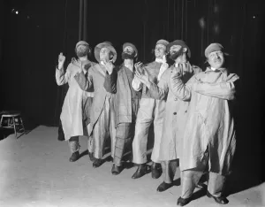 Le Miroir Juif at the London Pavilion. The Six Brothers. 3 March 1926