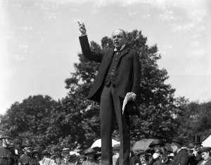 Speech Prints: League of Nations celebrations in Hyde Park, London. Lord Robert Cecil speaking