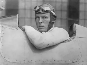 Lieut George Cuddihy Amercan Naval Aviator who broke record for speed 28 October 1925