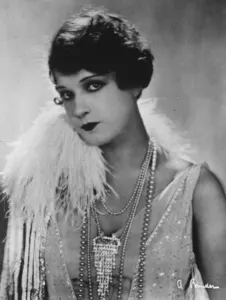 Beauty Prints: Lili Damita, to marry the Kaisers grandson. May 1929