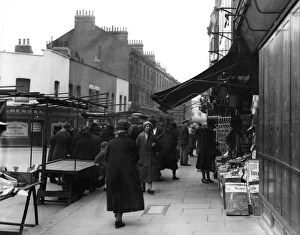 Street Collection: London. Lambeth Walk. 1930s History of London - Vauxhall / Lambeth