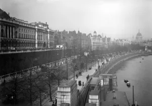 20 Century Prints: London scene. The Thames embankement with the neo - classical facade of Somerset
