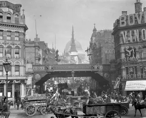 People Prints: London street scene. Busy horse - drawn traffic at Ludgate Hill, looking towards St