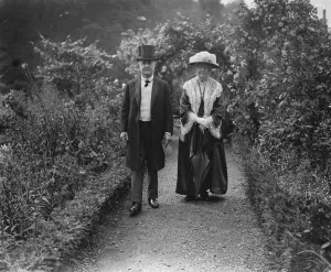 Lord Phillimores Garden Party To American Bar Association Lord and Lady Phillimore