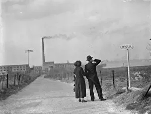 Road Collection: Lovers Lane, Swanscombe. 1938